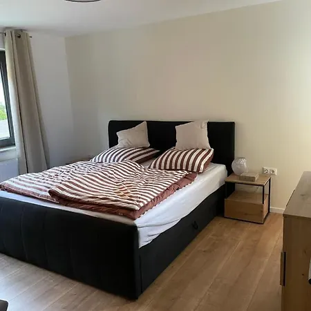 Διαμέρισμα Ferienwohnung Bei Karl Steinwiesen